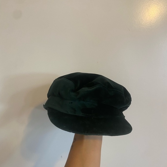 Green Velvet Paperboy Hat - Picture 4 of 5